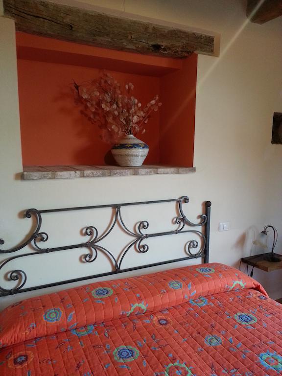 Girfalco Country House Bed & Breakfast Urbino Luaran gambar