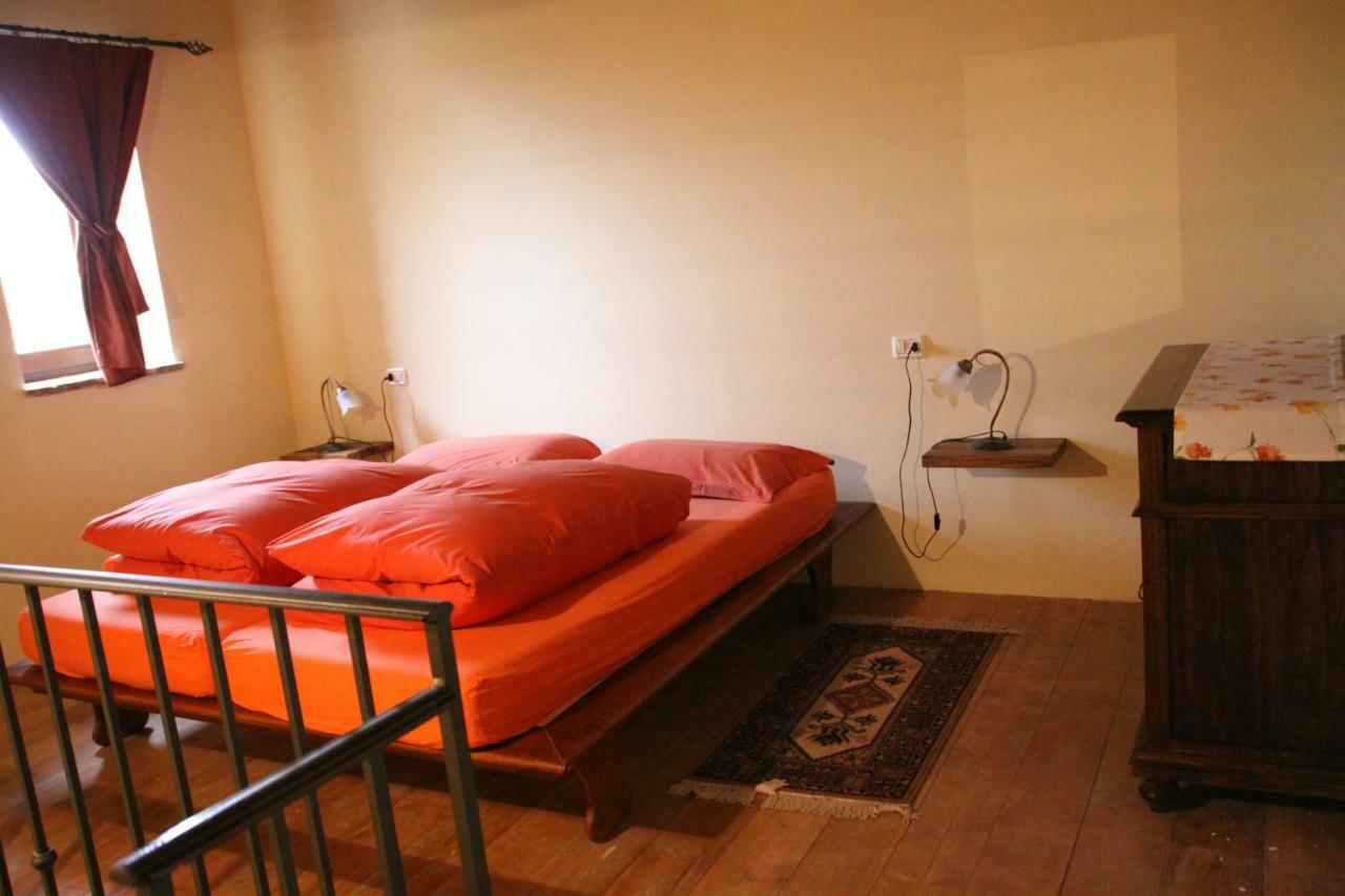 Girfalco Country House Bed & Breakfast Urbino Luaran gambar